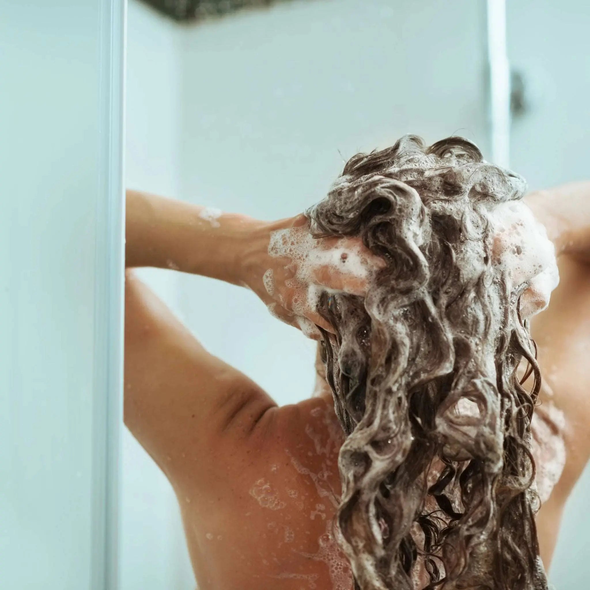 Shampoing cheveux Bouclés Ondulés Cosmo Natural  -  SERGE D'ESTEL-   volumely